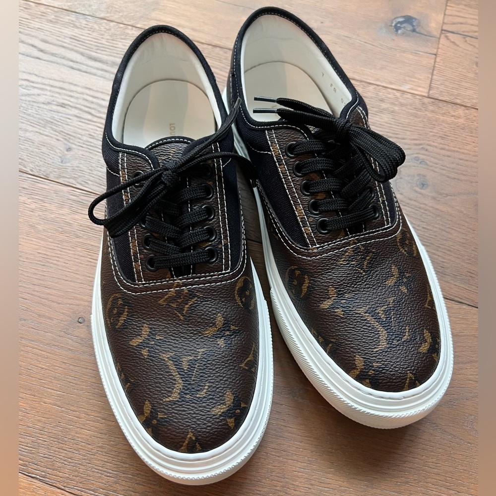 🔹Louis Vuitton Trocadero Monogram Sneakes  LV 7=8 Us